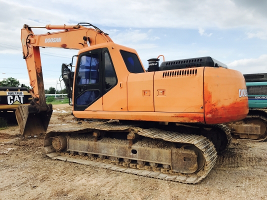 ขาย DOOSAN SOLAR 220LC เครื่องปั๊มดี เอกสารเล่มทะเบียน