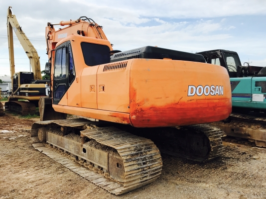 ขาย DOOSAN SOLAR 220LC เครื่องปั๊มดี เอกสารเล่มทะเบียน