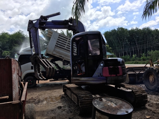 รถแบคโฮ KOMATSU PC - 75 UU. สนใจติดต่อ 081 - 6079515