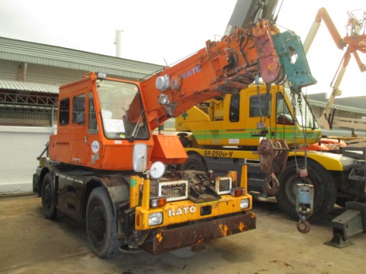 รถเครน KATO KR10H พร้อมให้เช็คสภาพแล้วคับ ราคาไม่แพงครับ