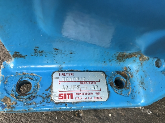 ขายมอเตอร์เกียร์ Siti 1HP. 380V อัตราทด 1:7.5 made in Italy เพลาออกประมาณ 185 รอบต่อนาที สภาพดี หมุนนิ่ม พร้อมใช้งาน