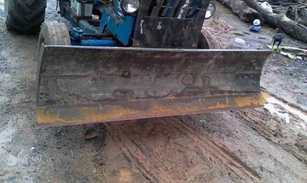 ขาย 199,000 FORD 68 (แถมใบมีด -หาง 7 ) เครื่อง T1 เกียรดี หางดี ยก ไม่ตก ยางสวย เอกสารชื้อขาย  รถอยู่ จ.ศรีสะเกษ โทร&amp;ไอดีไลน์ 0610710295