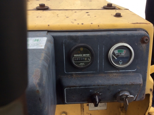 รถเเทรกเตอร์ KOMATSU  D20P-7E สภาพสวยพร้อมใช้งาน ราคาไม่แพงครับ