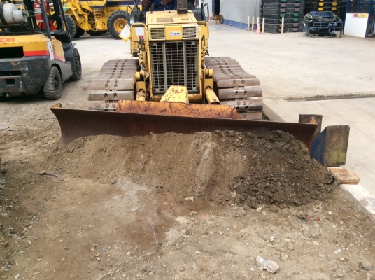 รถเเทรกเตอร์ KOMATSU  D20P-7E สภาพสวยพร้อมใช้งาน ราคาไม่แพงครับ