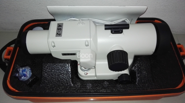 ขายกล้องระดับ NIKON AS-2 34x สภาพเหมือนใหม่ อุปกรณ์ตามรูป ขาใหม่1อัน ไม้สต๊าฟ 5เมตรใหม่ 1อัน