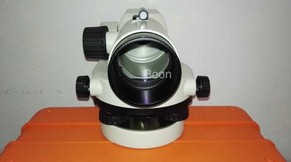 ขายกล้องระดับ NIKON AS-2 34x สภาพเหมือนใหม่ อุปกรณ์ตามรูป ขาใหม่1อัน ไม้สต๊าฟ 5เมตรใหม่ 1อัน