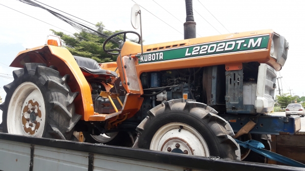 ขายคูโบต้า L 2202 DT สองเพลา ระบบสมบูรณ์ สีเดิม ใช้งานได้เลย สตาร์ติดง่าย