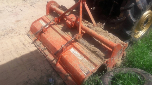 ขายโลตารี 182  ตราช้าง  ราคา 40000 บาท พร้อมใช้  สอบถาม วันทูคอล 098 668-3479 dtac 094 283-9369 สิทธิ์ คับ