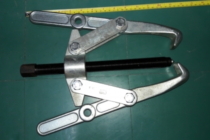 ขายสองขาถอดลูกปืนขนาดใหญ่22/3 BUCO MADE IN GERMANY. ใหม่เก่าเก็บ