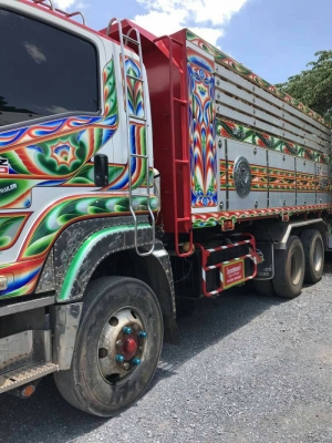ขาย 2,350,000 สิบล้อดั้มแม่เดียว อลูมิเนียม ISUZU 360 ปี 57 รถสวยวิ่งน้อย หัวเดิมบาง ยางดี คัชซีสวย เอกสารพร้อมโอน  รถอยู่ นครปฐม 090-772-3710 090-772-3708