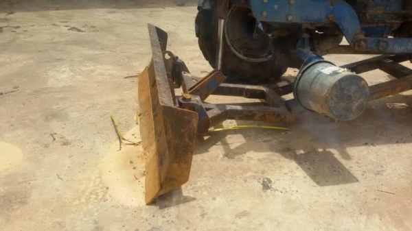 ขาย 485,000 บาท รถไถ 2 เพลา ZF (FORD 6610 เสื้อลาย ) เครื่องดี เกียร์ดี หางไม่ตก (ใบมีดหน้า -หาง 7) เอกสารอินวอยท์  รถอยู่  จ.ศรีสะเกษ โทร&amp;ไอดีไลน์ 0610710295