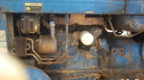 ขาย 485,000 บาท รถไถ 2 เพลา ZF (FORD 6610 เสื้อลาย ) เครื่องดี เกียร์ดี หางไม่ตก (ใบมีดหน้า -หาง 7) เอกสารอินวอยท์  รถอยู่  จ.ศรีสะเกษ โทร&amp;ไอดีไลน์ 0610710295