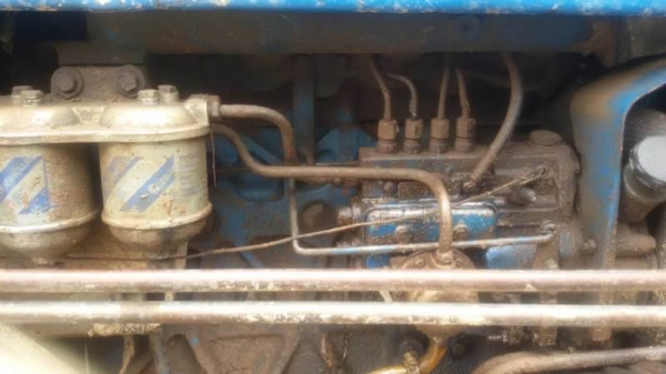 ขาย 485,000 บาท รถไถ 2 เพลา ZF (FORD 6610 เสื้อลาย ) เครื่องดี เกียร์ดี หางไม่ตก (ใบมีดหน้า -หาง 7) เอกสารอินวอยท์  รถอยู่  จ.ศรีสะเกษ โทร&amp;ไอดีไลน์ 0610710295