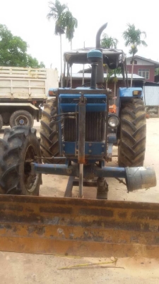 ขาย 485,000 บาท รถไถ 2 เพลา ZF (FORD 6610 เสื้อลาย ) เครื่องดี เกียร์ดี หางไม่ตก (ใบมีดหน้า -หาง 7) เอกสารอินวอยท์  รถอยู่  จ.ศรีสะเกษ โทร&amp;ไอดีไลน์ 0610710295