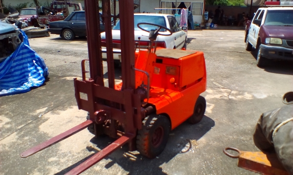 ขายรถยก  TOYOTA