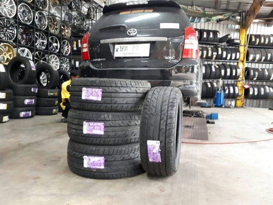 ACHILLES ATR-2 225/45R18 ปี17 เส้นละ 3,250 บาท