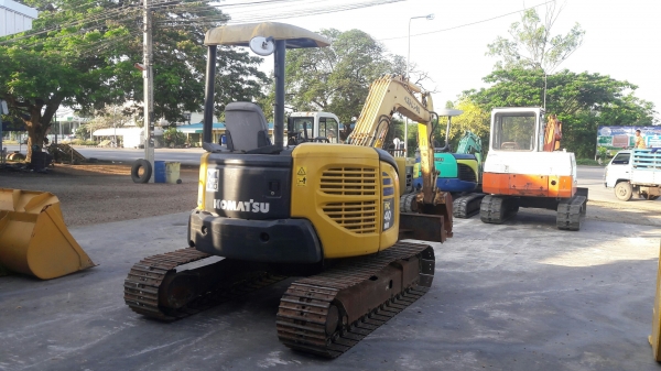รถขุด Komatsu PC40MR-2 เก่าญี่ปุ่น