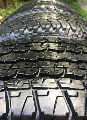 ยาง Bridgestone 245 70 16 สิ้นปี16 มี4ชุด ดอกเต็ม ไม่มีปะ เนื้อนิ่มๆ ใช้ยาว ราคาไม่แพง