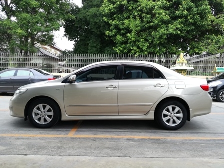 ขาย TOYOTA COROLLA Altis 1.6G ตัวท๊อป 2009 ปลายปี รถบ้านสภาพสวยเดิมพร้อมใช้งาน ผู้หญิงใช้ มือเดียวป้ายแดง