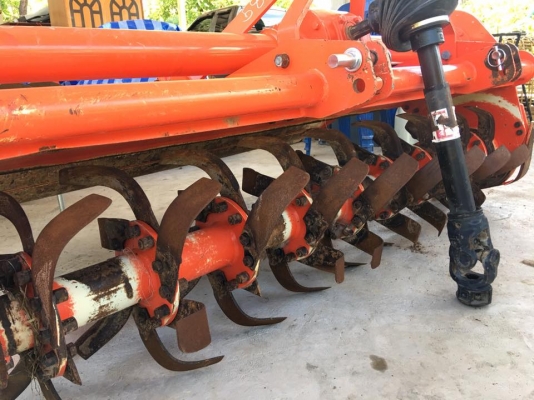 ขายโรตารี่ตราช้าง 1.8 เมตร 2 ตัว งามๆ พร้อมยอย