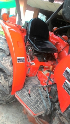 รถไถ 36 แรงปี 53 อุปกร 2 อย่าง ซ. ม 1300 นิด ฯฯ ป้ายแดง มือเดียว ราคาเบาฯฯ 245000 บาท ดูรถที อ.ราษีไศล จ.ศรีสะเกษ คับ 098 668-3479 094 283-9369 สิทธิ์คับ