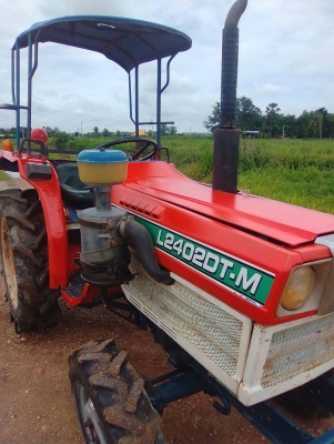 Kubota L2402DT 24แรง สภาพสวย เครื่องดี ขับเคลื่อนสี่ล้อ มีแต่ตัว สนใจติด 089-9638932