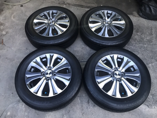แม็ก New Honda Feed พร้อมยาง Bridgestone 185-65-15 แม็ก New Honda Feed พร้อมยาง Bridgestone 185-65-15