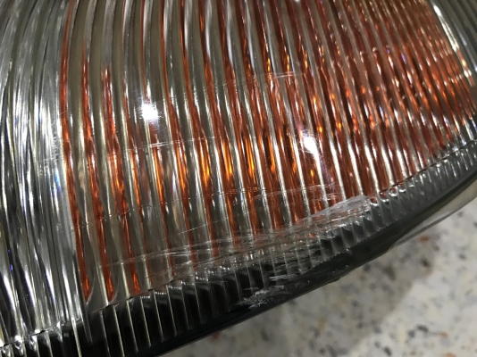 ไฟหน้า NISSAN A32 เก่าญี่ปุ่นเเท้ขาไม่หักหลอดครบมีรอยตามรูป1ข้าง ไฟหน้า NISSAN A32 เก่าญี่ปุ่นเเท้ขาไม่หักหลอดครบมีรอยตามรูป1ข้าง