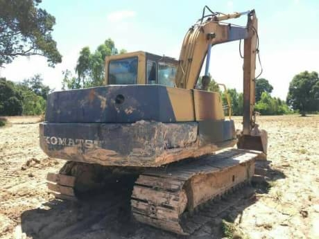 KOMATSU PC120-3