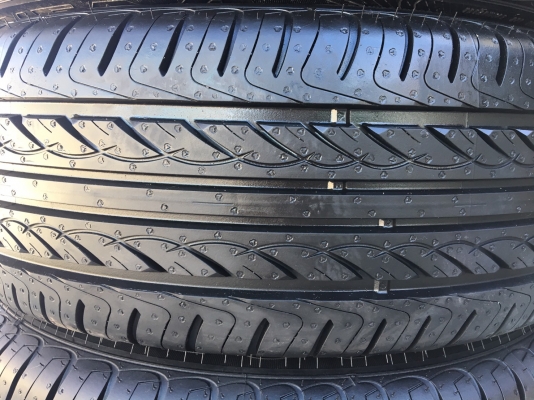 ยางป้ายแดง Good Year 205-60-16 ปี17 ยางป้ายแดง Good Year 205-60-16 ปี17