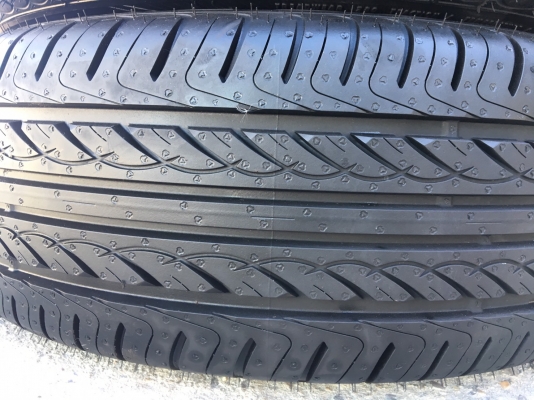 ยางป้ายแดง Good Year 205-60-16 ปี17 ยางป้ายแดง Good Year 205-60-16 ปี17