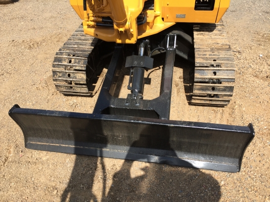 ขายรถขุด MITSUBISHI MM30 ปั้มนิ้ว,คอลโทนน้ำมัน,ระบบไว นอกแท้ เอกสารอินวอย