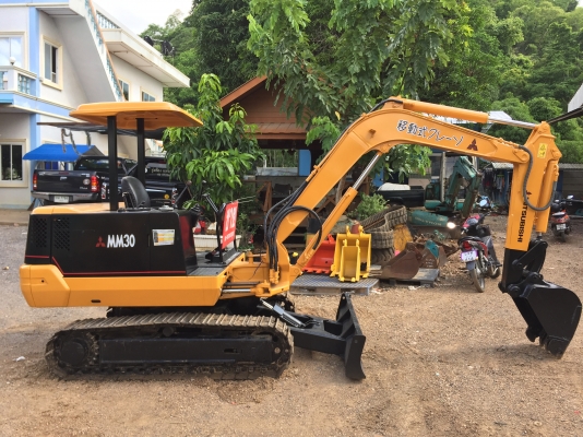 ขายรถขุด MITSUBISHI MM30 ปั้มนิ้ว,คอลโทนน้ำมัน,ระบบไว นอกแท้ เอกสารอินวอย