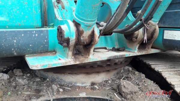 รถแบคโฮเบอร์ 1 KOBELCO SK200-8 Yn11 Super ใช้งาน 19,923 ชั่วโมง สภาพดีพร้อมใช้งาน