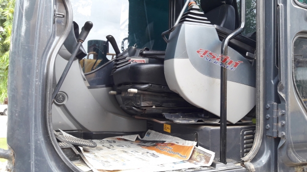 รถแบคโฮ KOBELCO SK200-8 Yn12  Super ใช้งาน 15,234 ชั่วโมง สภาพดีพร้อมใช้งาน