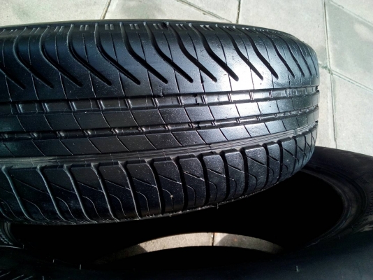 ล้ออะไหล่ ยาง 175/70R13 มี 1 ล้อ 700 บาท โทร.081-427-3941 ตจว.ส่งได้ครับ ล้ออะไหล่ ยาง 175/70R13 มี 1 ล้อ 700 บาท โทร.081-427-3941 ตจว.ส่งได้ครับ