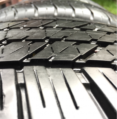 ยาง Bridgestone 265 60 18 ปี16 ดอกเต็ม เนื้อนิ่มๆ ใช้ยาว ราคาไม่แพง