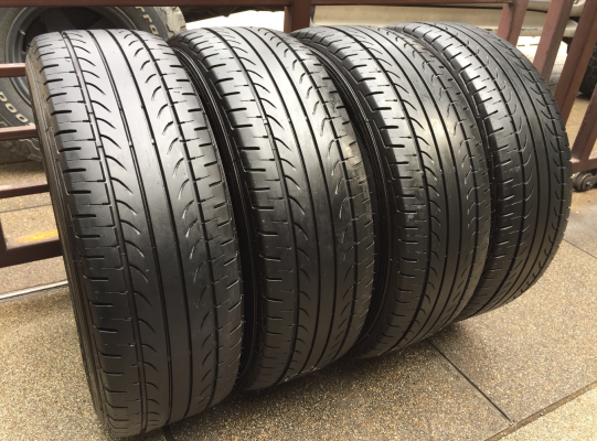 ยาง Goodyear 215 70 15 ปี16 ดอกเต็ม ไม่มีปะ ใช้ยาว ราคาไม่แพง ยาง Goodyear 215 70 15 ปี16 ดอกเต็ม ไม่มีปะ ใช้ยาว ราคาไม่แพง