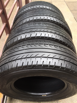 ยาง Goodyear 215 70 15 ปี16 ดอกเต็ม ไม่มีปะ ใช้ยาว ราคาไม่แพง