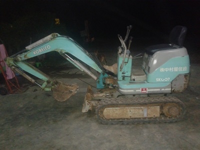 รถขดเล็ก KOBELCO sK 007