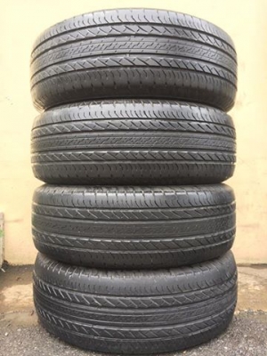 ขายยาง BRIDGESTONE ECOPIA EP850 265-70-16 ปี15 ดอกหนา ไม่มีปะ ชุดละ 7,500 บาท