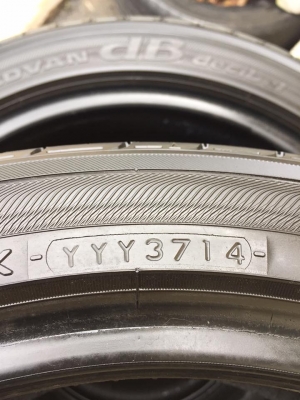 ขายยาง YOKOHAMA dB V551 (MADE IN JAPAN) 215-45-17 ปี14 ดอกเต็ม สภาพสวยมาก ชุดละ 4,900 บาท
