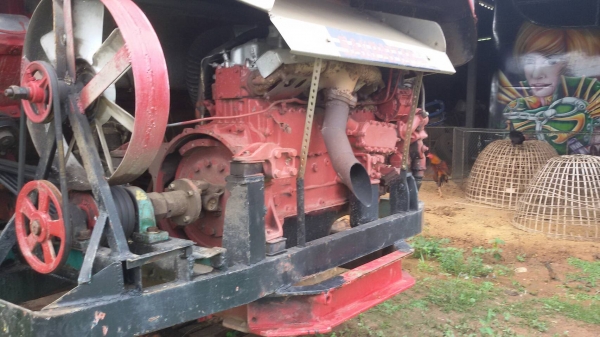 ขายรถเกี่ยวศักดิ์เครื่องฮีโน