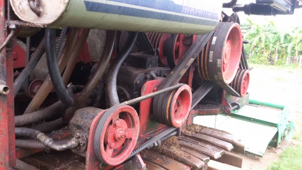 ขายรถเกี่ยวศักดิ์เครื่องฮีโน