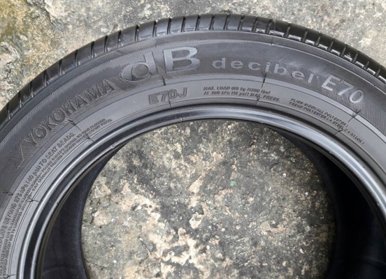 ยางYOKOHAMA 205 55R16 สัปดาห์ที่12ปี2016 ลงพื้นกลางปี2016 สภาพสวยมากๆ ดอกเต็มๆคุ้มสุดๆใช้อีกยาวๆไม่แพง