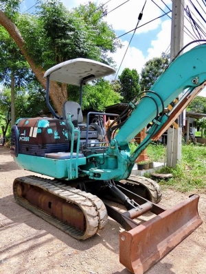 ขายรถขุด ยี่ห้อ : KOMATSU แบบ : PC30R8  ราคา 420,000 บาท ( ราคาต่อรองได้ ) คอนโทนสั้น  ปั้มนิ้ว  ระบบเร็ว เครื่องนิ่ม เอวแน้น       รถเก่านอกแท้นำเข้าจากญี่ปุ่น มีเอกสารใบอินวอย      รถไม่เคยใช้งานในไทย100\%  สนใจติดต่อ-สอบถาม-ต่อรองราคา โทร : 099-907-9273