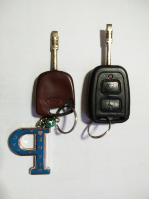 ขายรถบ้าน FORD MONDEO ปี 97 ไม่ค่อยได้ใช้ จอดคลุมผ้า ขายรถบ้าน FORD MONDEO ปี 97 ไม่ค่อยได้ใช้ จอดคลุมผ้า