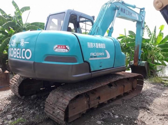 ขายKOBELCO SK120-3 มาร์คไฟว์  ซุปเปอร์  เก่าญี่ปุ้นแท้  สภาพสวย  เครื่องปั๊มดี  6,XXX  ชั่วโมง  แทรค  60   ลองระบบกันได้ทุกวัน  โทร  089-3818694  ดวงนภา