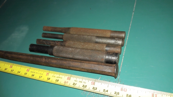 ขายชุด5ตัว เหล็กส่ง USA. งานเก่ามือสองสภาพดี ขายชุด5ตัว เหล็กส่ง USA. งานเก่ามือสองสภาพดี