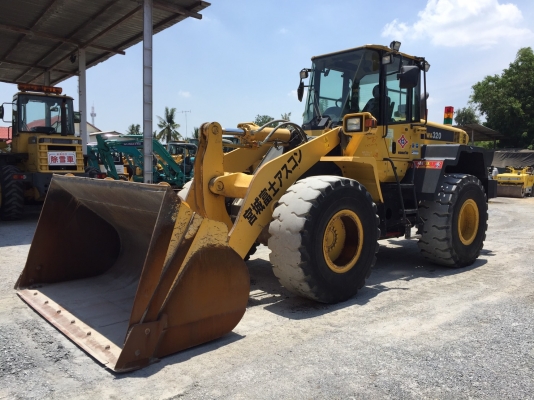KOMATSU WA320-6 รุ่นใหม่กว่าห้างในไทย นำเข้าจากญี่ปุ่น สภาพดีมากสวยแบบเดิมๆมาเลยครับ